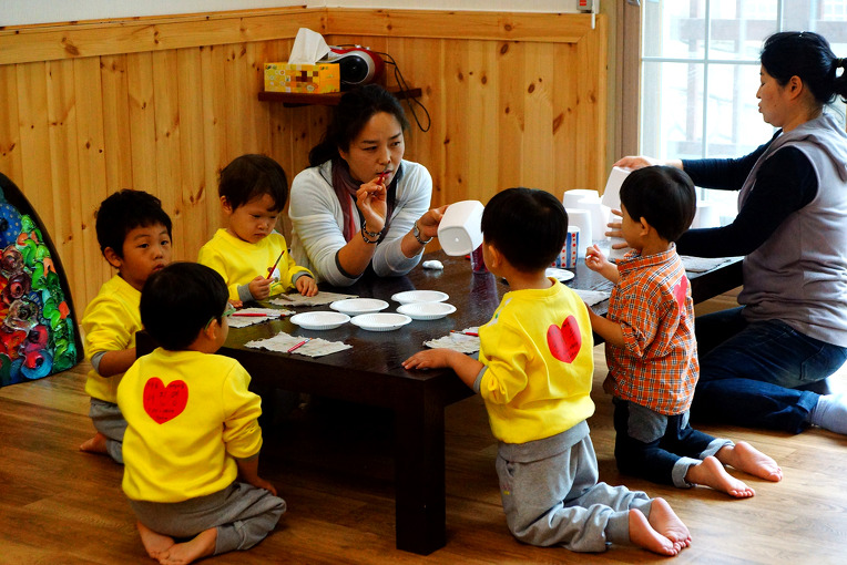 소담갤러리(경기 광주) 예쁜 동생이 운영-커피, 도자기 체험(유치원 단체),1박2일 가족모임 및 세미나 - Dr. Sparks Columns