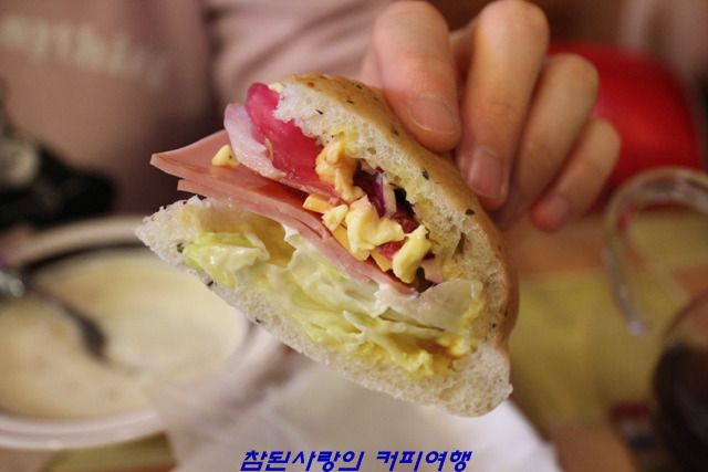 꼼빠뇽베이커리 이미지