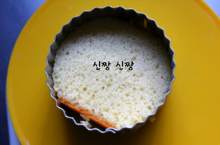 알프스 산맥의 몽블랑산을 닮은 케이크 "단호박 몽블랑"