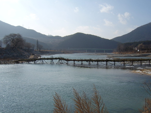 정선아리랑의 슬픈 노랫가락 - 여송정(餘松亭)