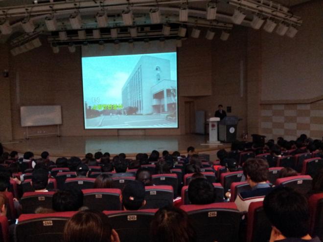 경상대학교(생활관) 이미지