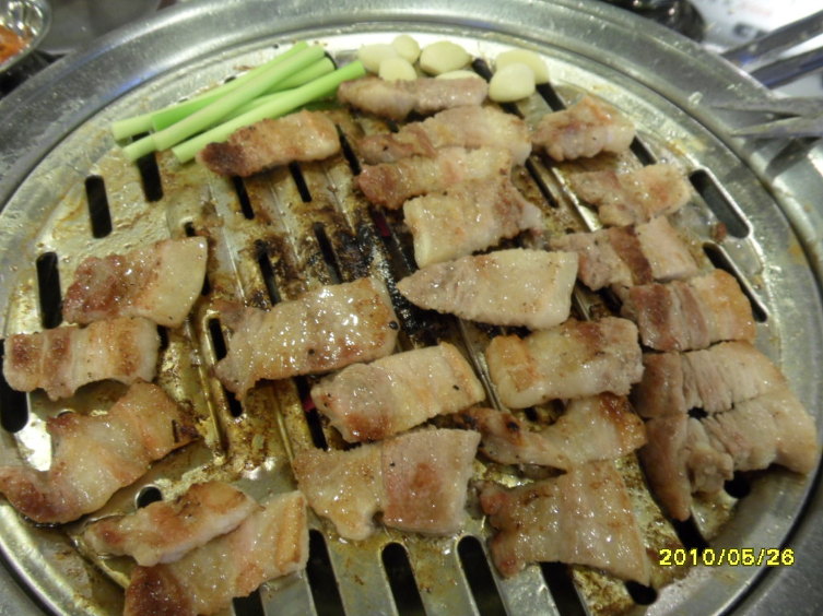 마당쇠껍데기와소금구이 이미지