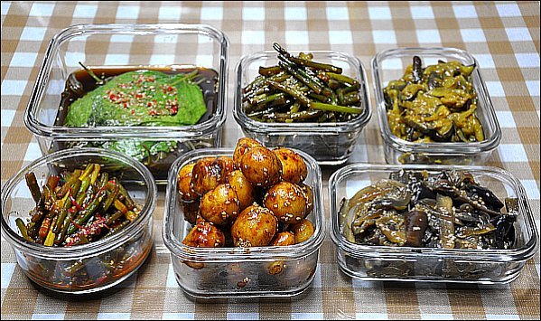 더맛있는반찬 이미지