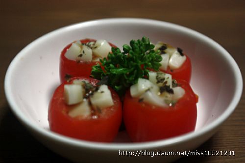 방울토마토로 만든 귀여운 카프리제 샐러드~~