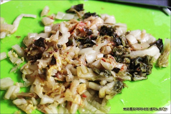 치킨김치볶음