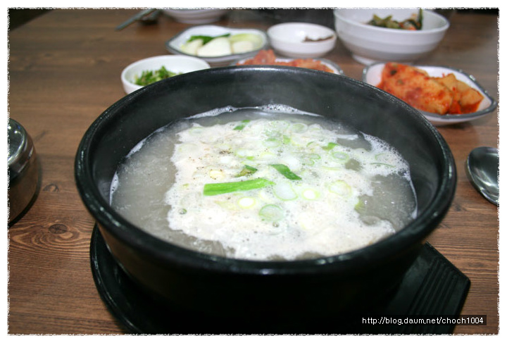 한우뚝배기소머리국밥 이미지