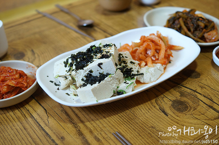 [울진덕구온천맛집] 두툼한 파전과 모두부 ~ 옹심이칼국수