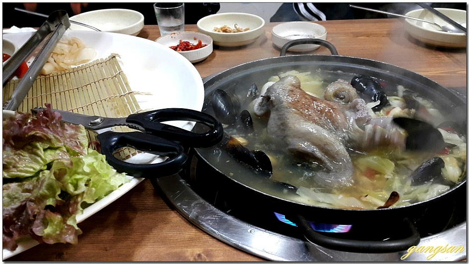 낙지연포탕이 없다면 문어연포탕도 좋아~