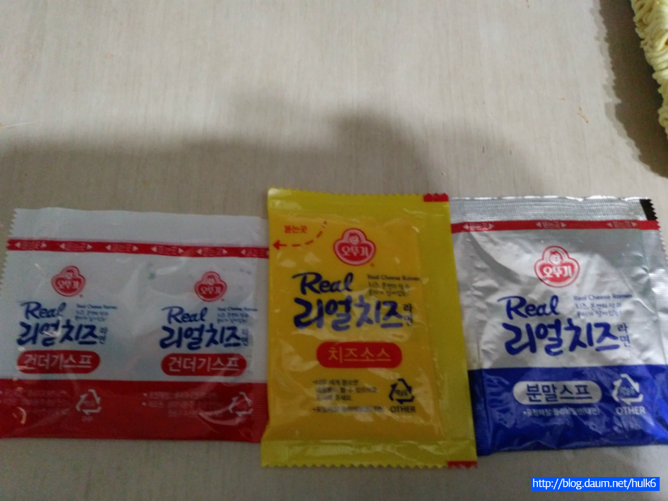리얼치즈 라면 (오뚜기) 
