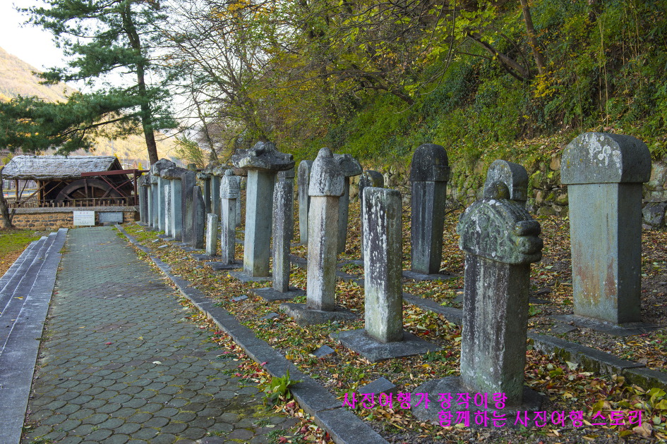 돌바위로 하나하나 엮어 만들어진 영산 만년교