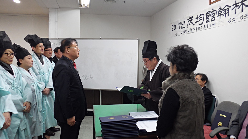 더블클릭을 하시면 이미지를 수정할 수 있습니다