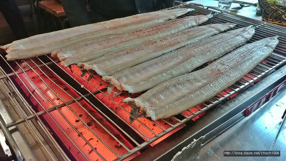 나른한 봄, 민물장어구이 어때요?