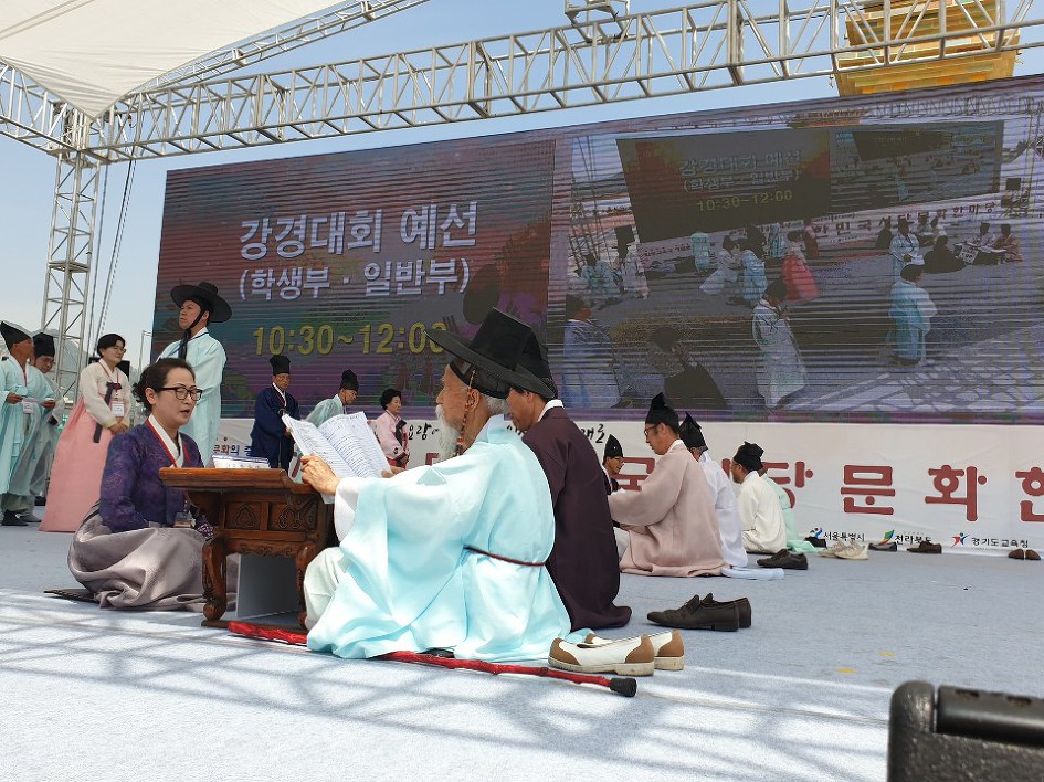 더블클릭을 하시면 이미지를 수정할 수 있습니다