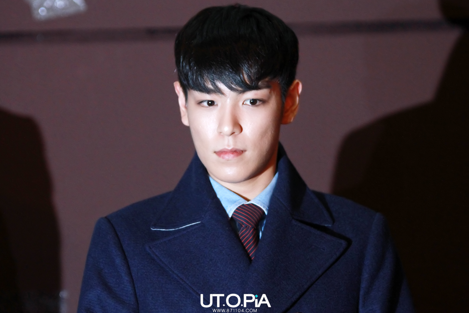 [5/11/13][Pho] TOP @  Lotte quảng bá phim 'The Commitment' (4/11/13) 2432933F5277F60426C6EA